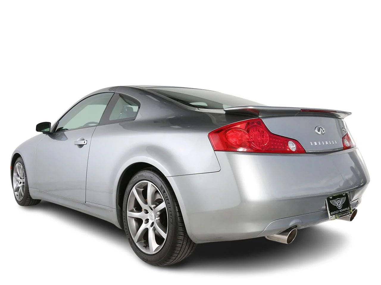 Used 2003  INFINITI Base image 3
