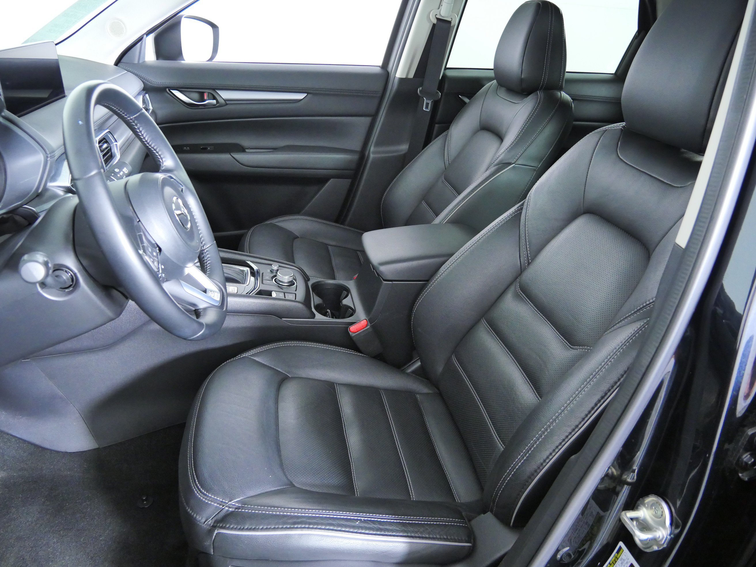 Used 2025 Jet Black Mica Mazda 2.5 S Preferred Package image 31