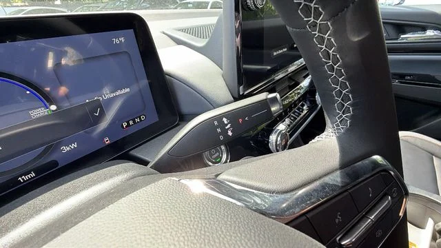 New 2026 Frostline White Pearl Honda AWD Touring image 24