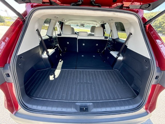 Used 2026 Red Toyota XLE image 25