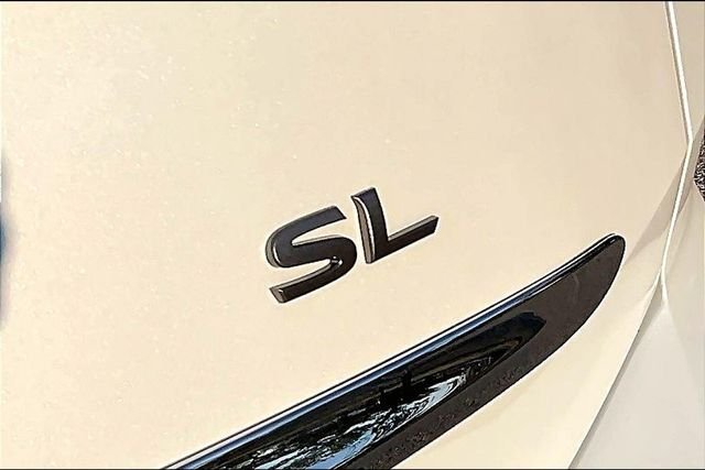 Used 2024 White Nissan SL image 8