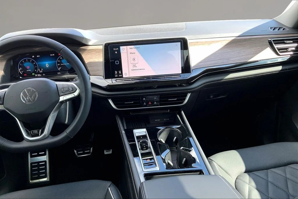 New 2026 Pure Gray Volkswagen 2.0T SEL Premium R-Line image 6