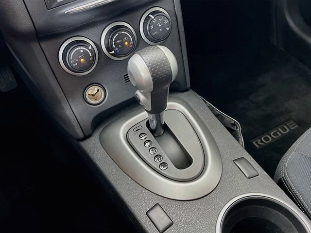 2013 Nissan Rogue SV - Photo 21