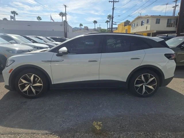 Used 2023 White Volkswagen Pro S image 5