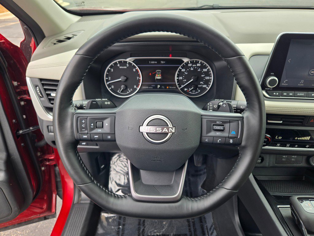 2025 Nissan Rogue SV - Photo 33