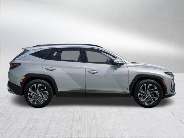 New 2026 Shimmering Silver Hyundai Limited image 7