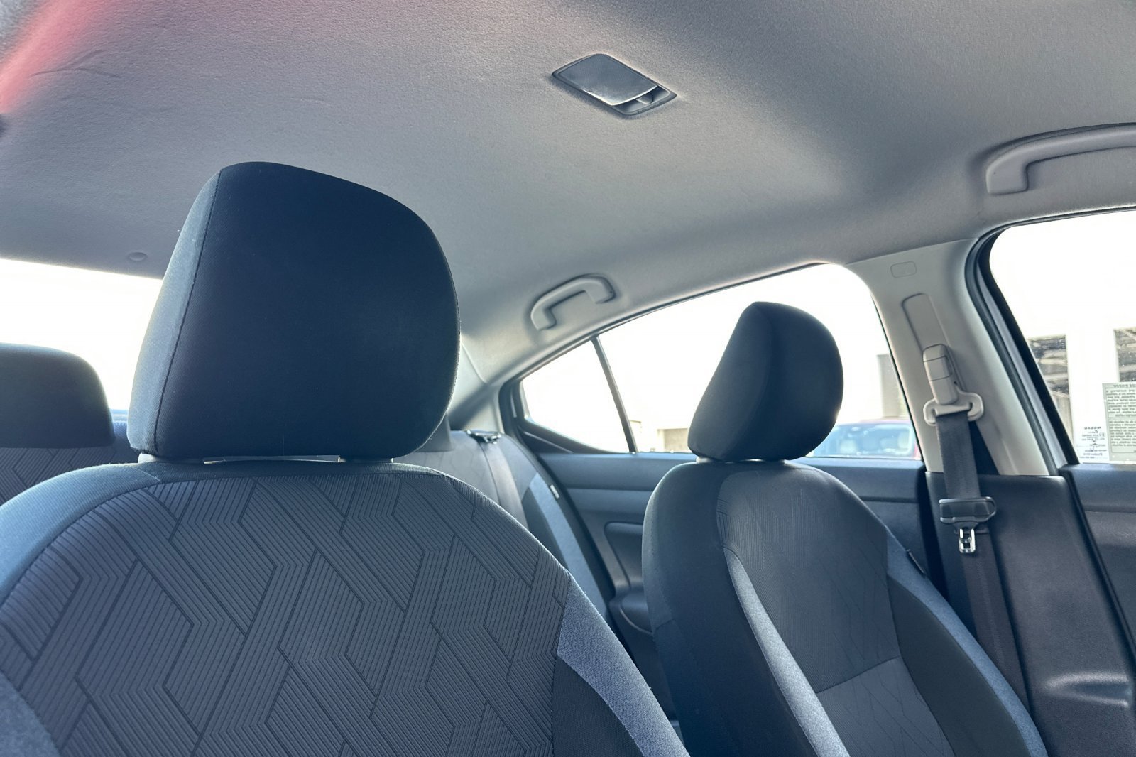 Used 2024 White Nissan 1.6 SV image 17