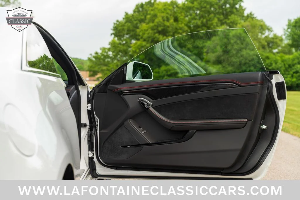 Used 2015 White Cadillac Base image 63