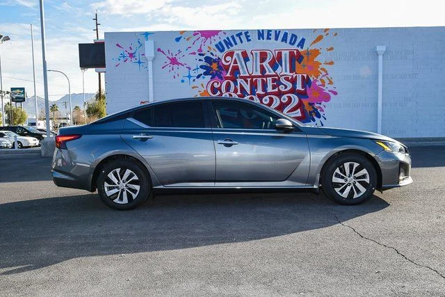 2025 Nissan Altima S - Photo 8