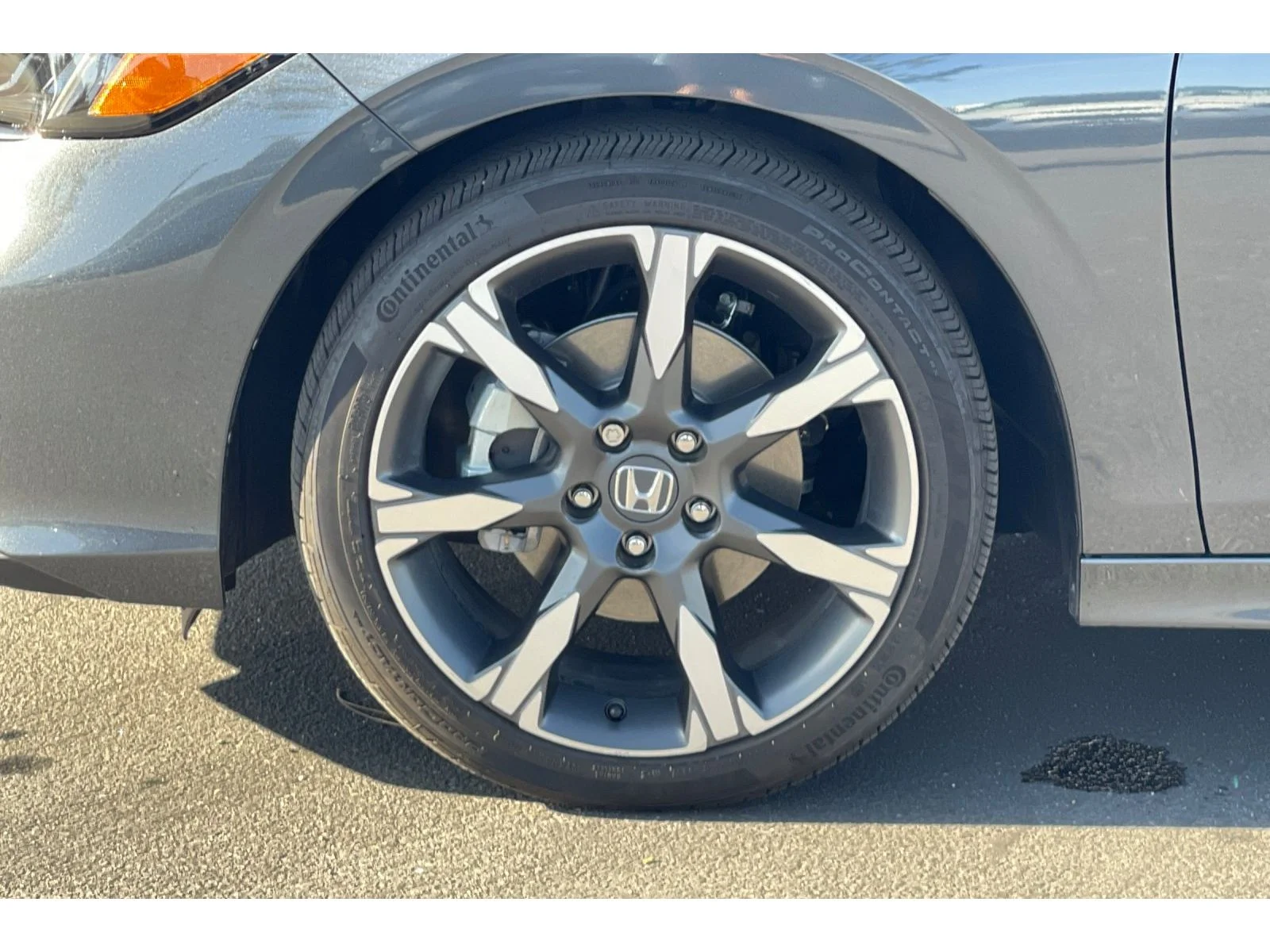 Used 2026 Meteorite Gray Metallic Honda Sport Touring image 7