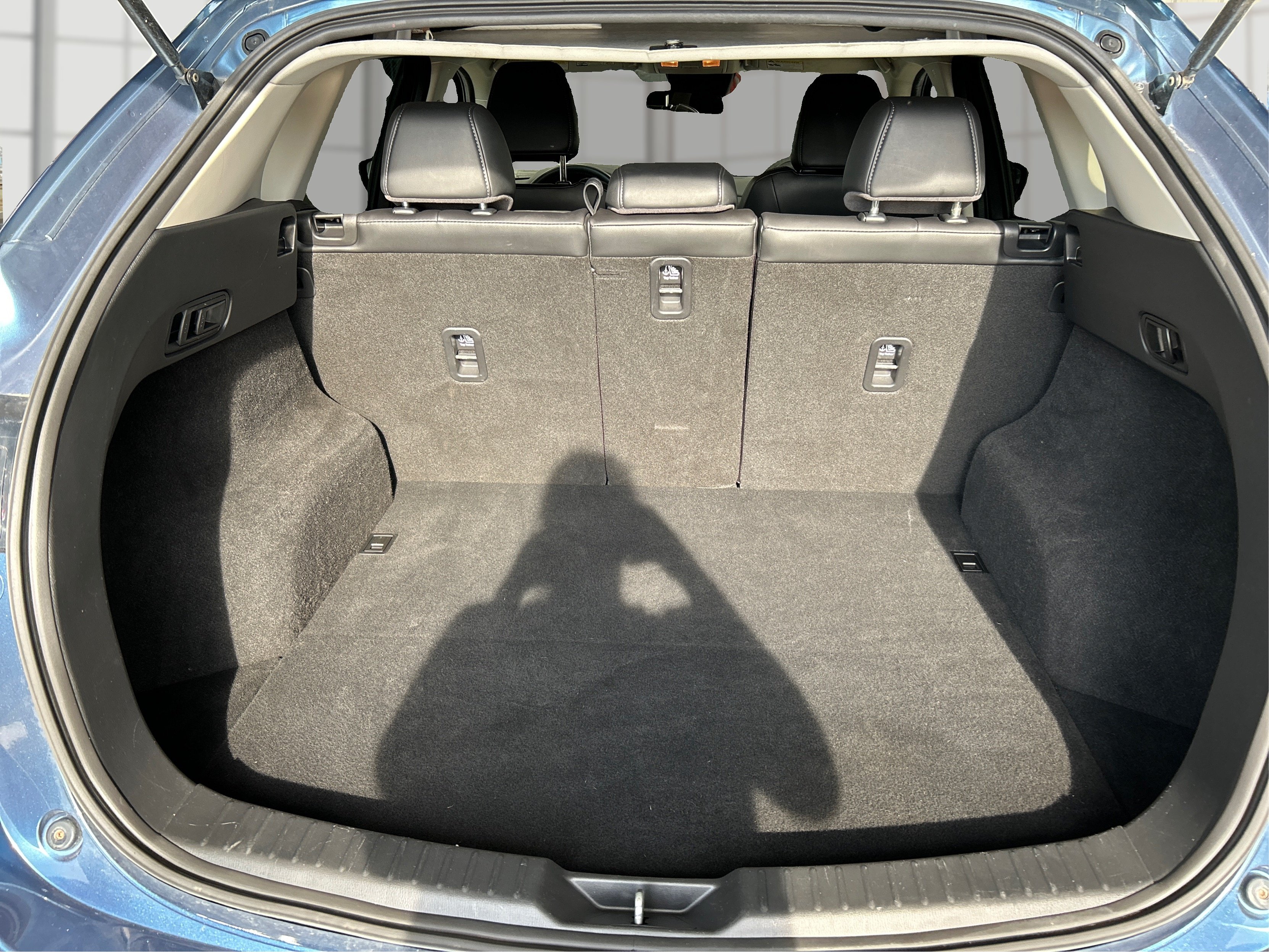Used 2019 Blue Mazda Touring image 12