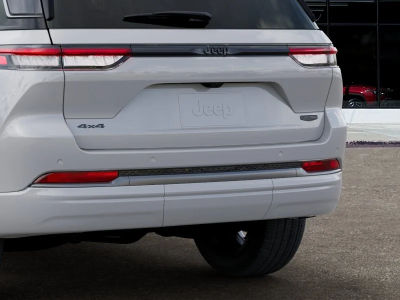 New 2026 Bright White Clear-Coat Exterior Paint Jeep Summit image 39