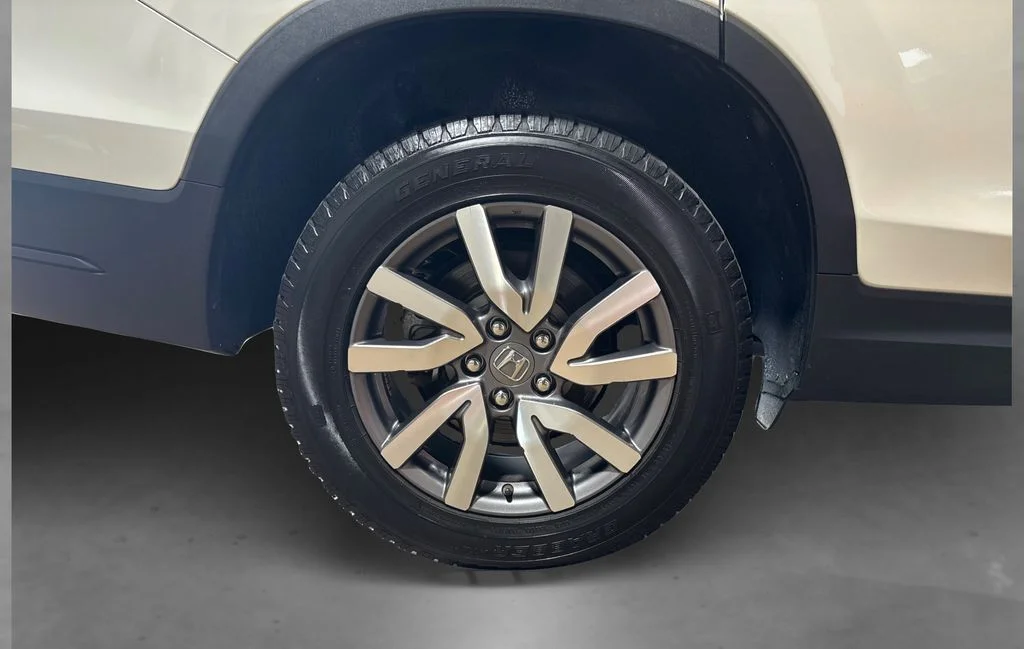 Certified Used 2019 White Diamond Pearl Honda EX image 18