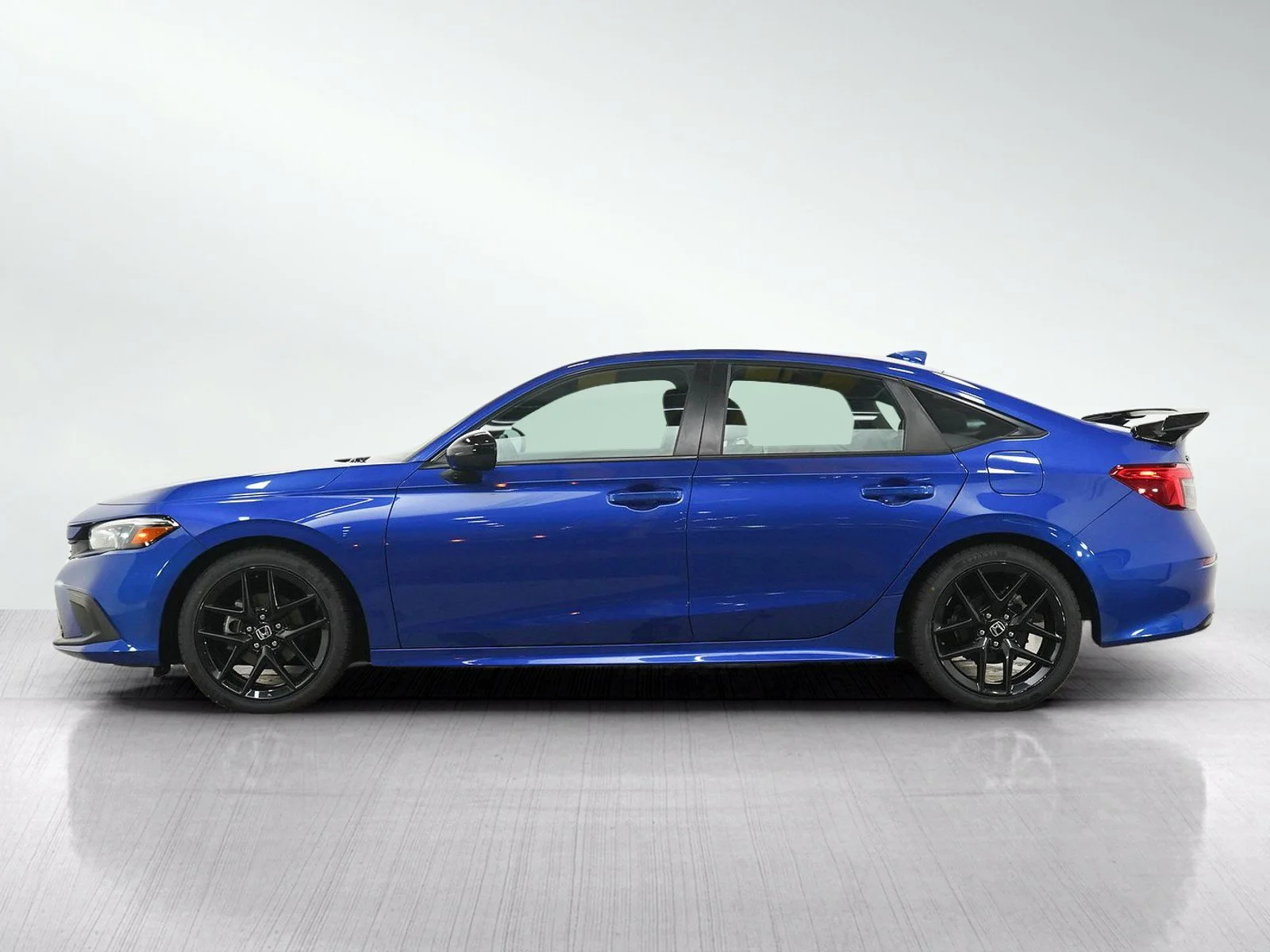 Used 2022 Honda Civic Sport with VIN 2HGFE2F54NH531166 for sale in Wayzata, Minnesota
