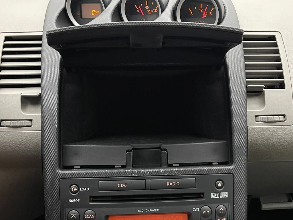 Used 2007 San Marino Blue Pearl Nissan Touring image 26