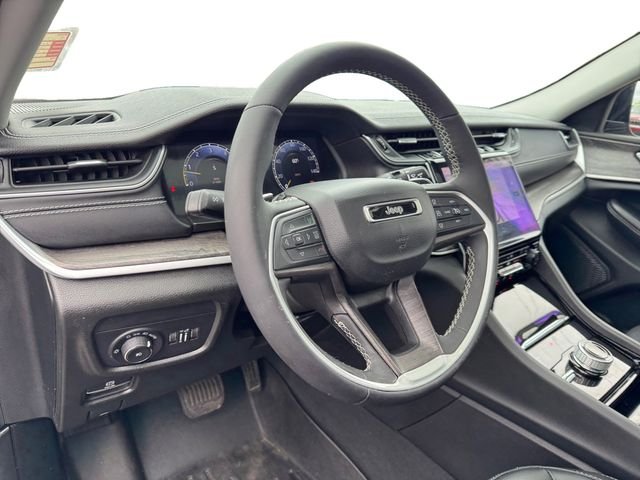 Used 2023 Gray Jeep Limited image 11