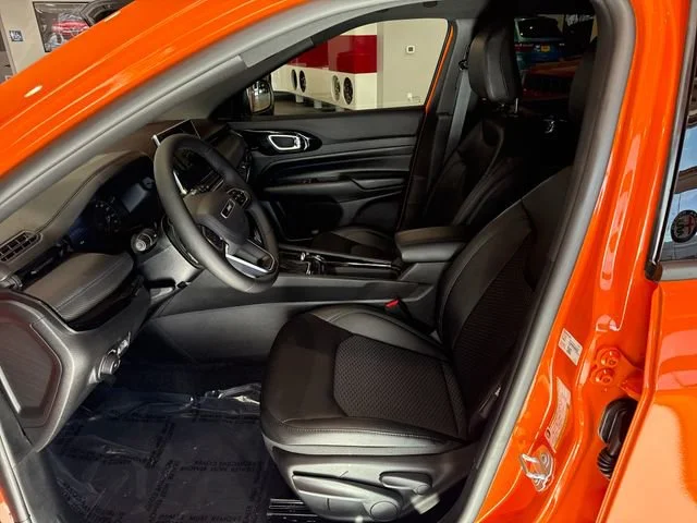 New 2026 Joose Jeep Latitude image 14