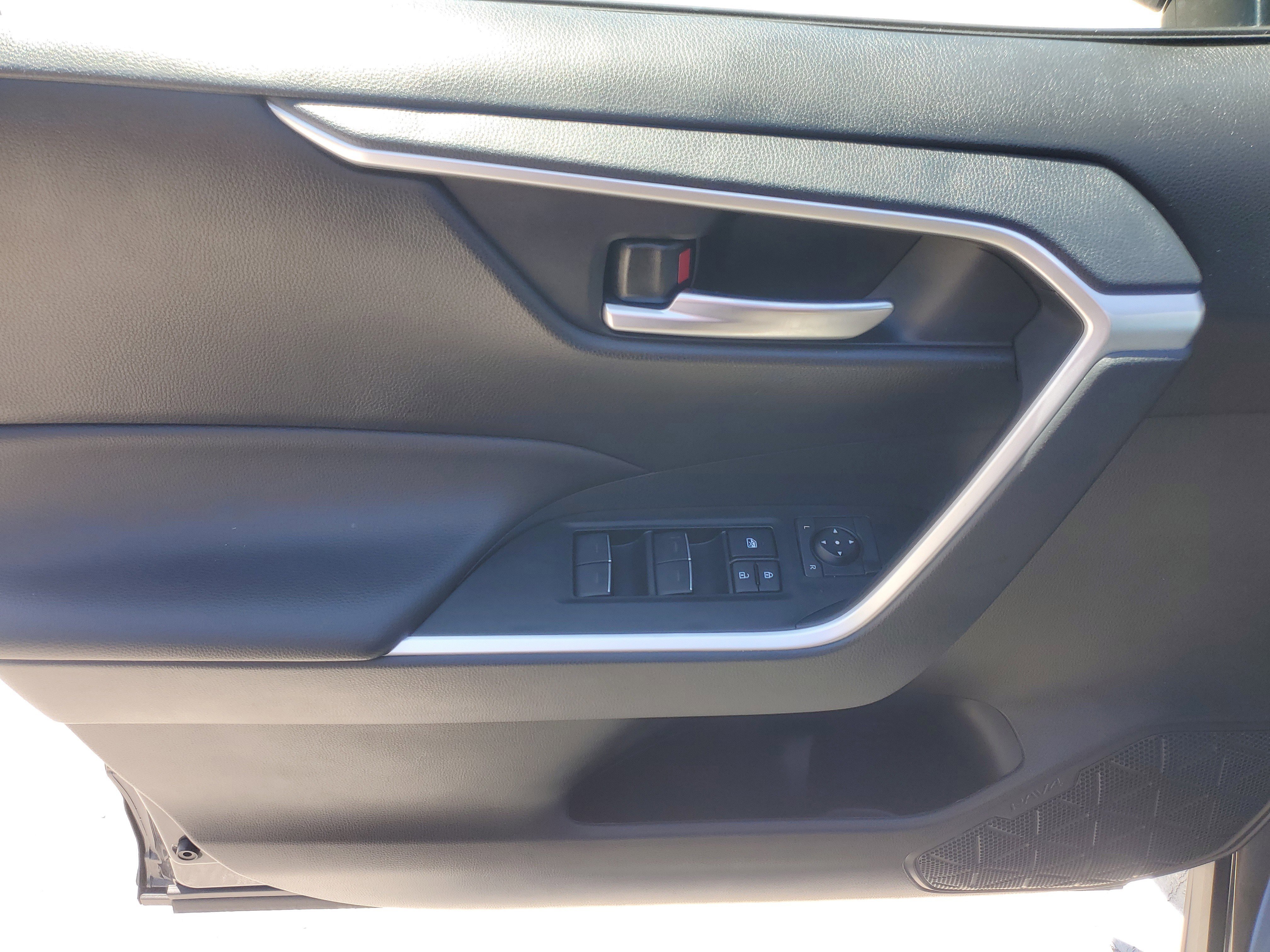Used 2025 Magnetic Gray Metallic Toyota XLE image 20