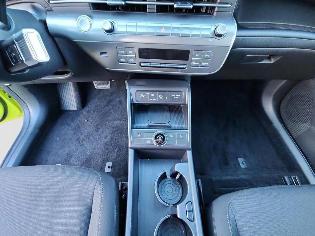 Certified Used 2025 Yellow Hyundai SEL Convenience image 11