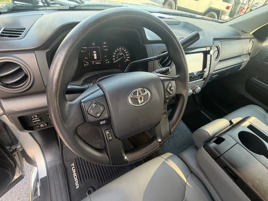Used 2020 Silver Toyota SR image 18