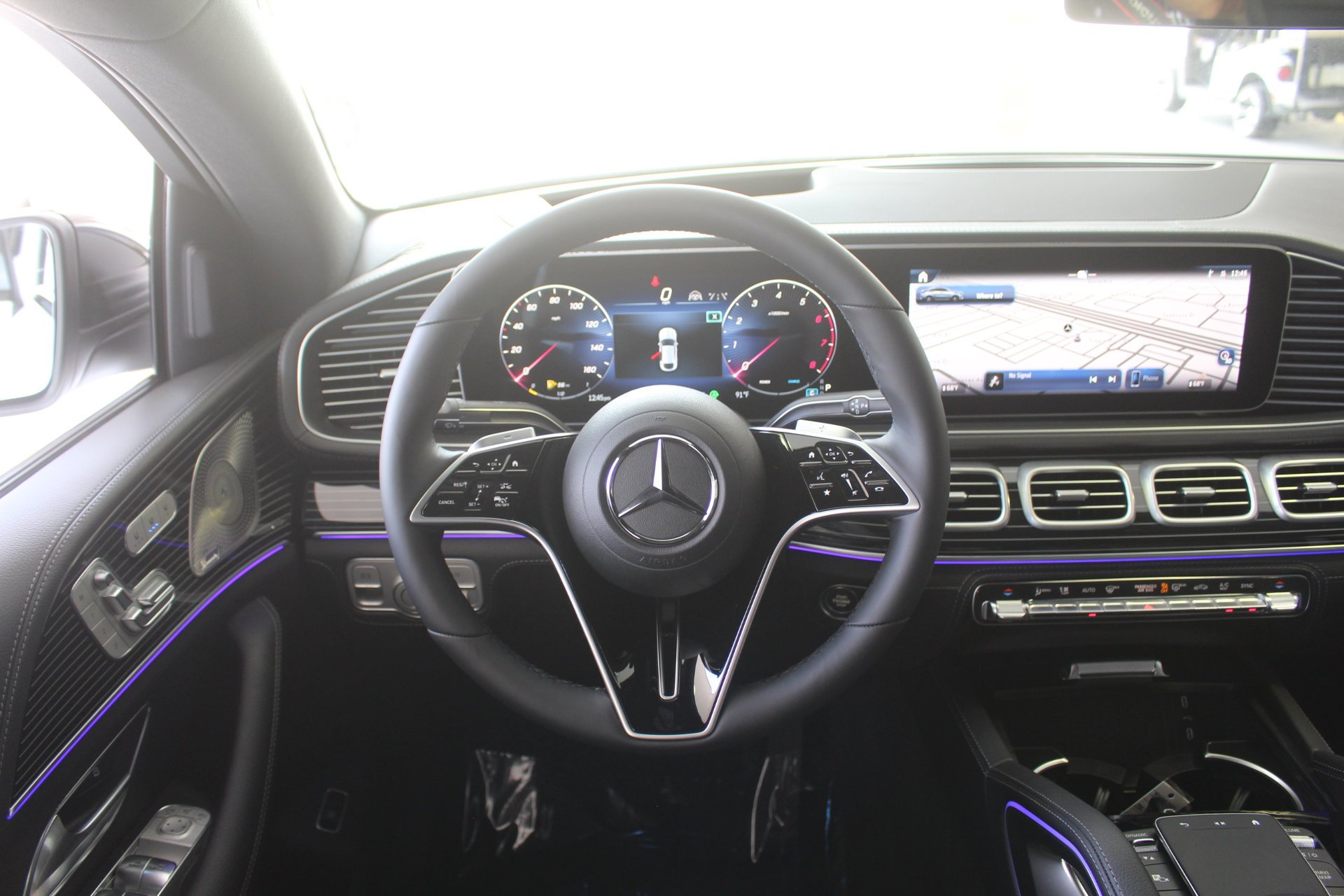New 2026 MOONLIGHT WHITE Mercedes-Benz GLE 450 image 19