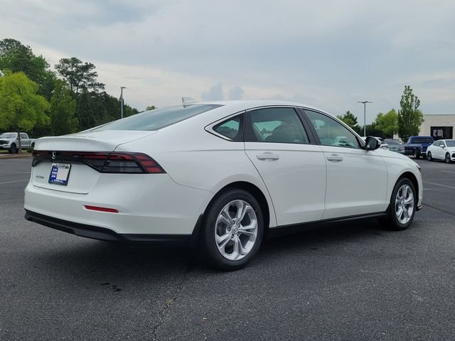 New 2026 Platinum White Pearl Honda LX image 4