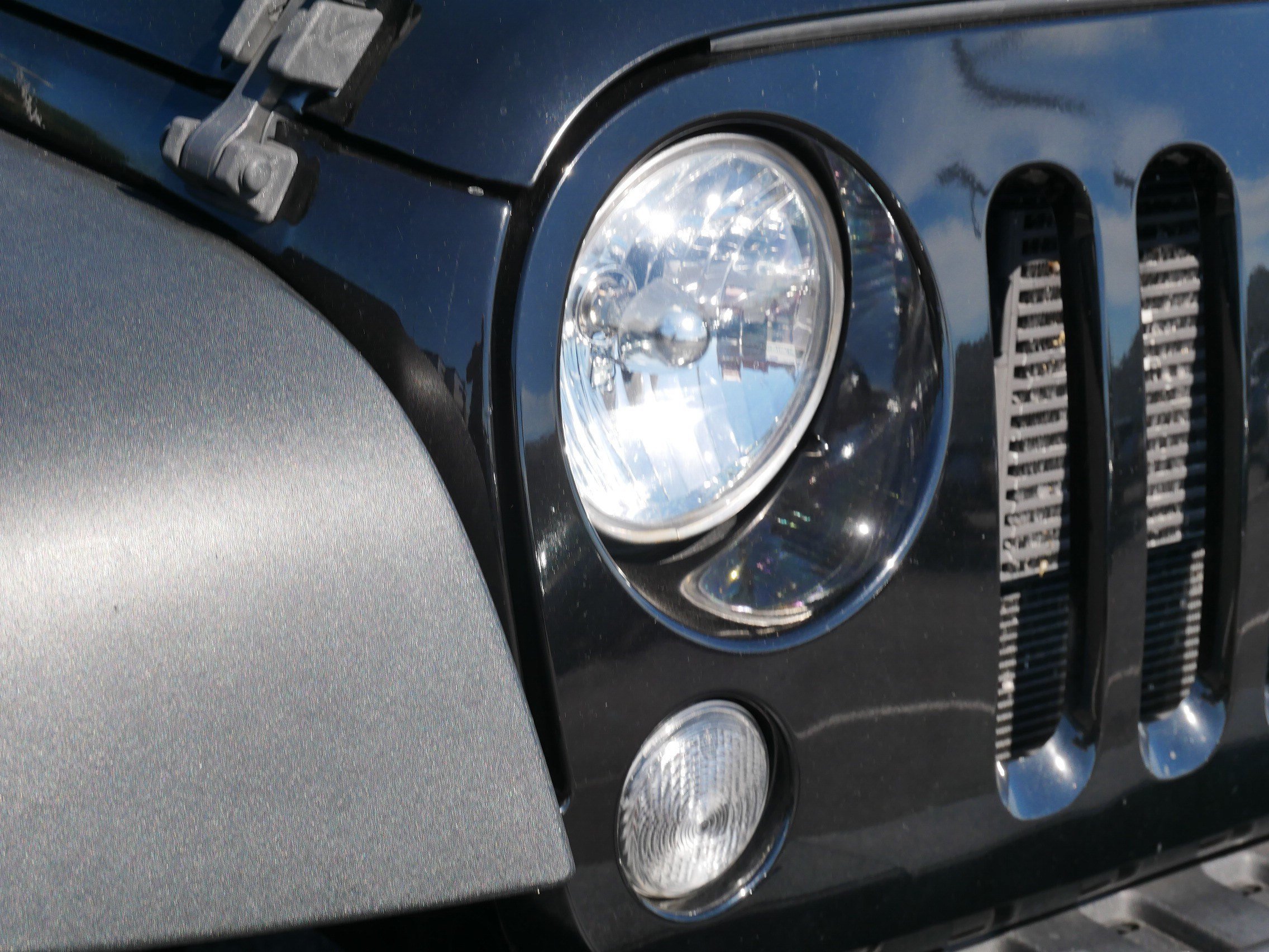 Used 2015 Black Clearcoat Jeep Rubicon image 16