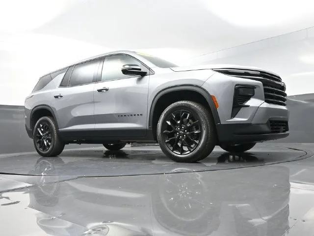Used 2024 Gray Chevrolet LS image 40