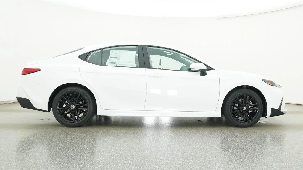 New 2026 Ice Cap Toyota SE image 9