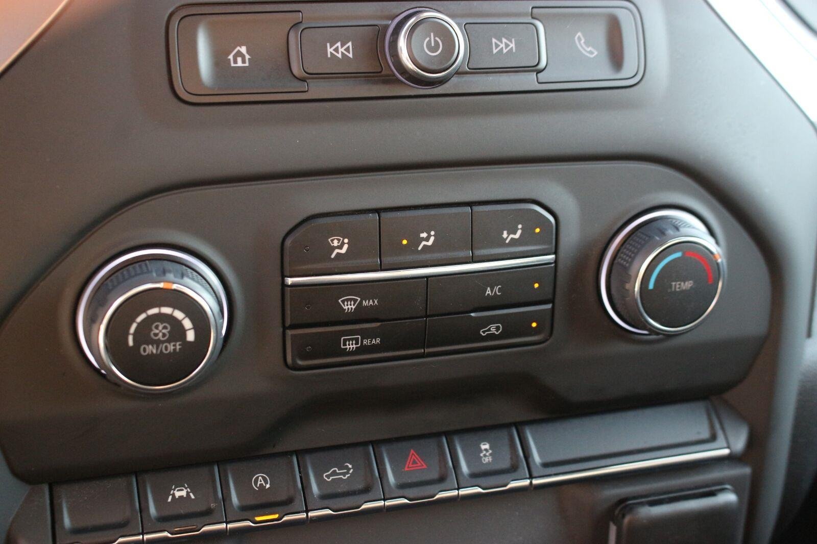 Used 2025 Red Hot Chevrolet Custom image 26