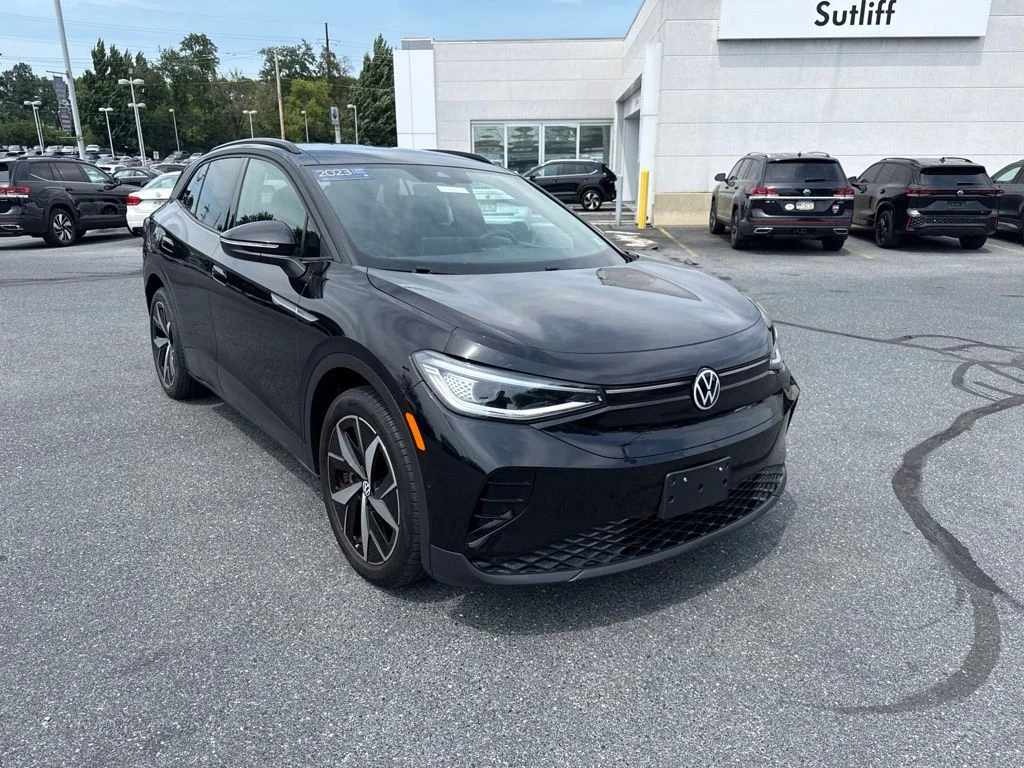 Certified Used 2023 Deep Black Pearl Volkswagen Pro S image 7