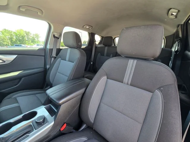 Used 2024 White Chevrolet LT image 22