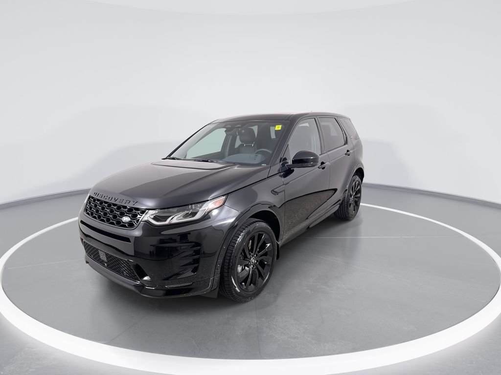 Certified Used 2025 Black Land Rover SE image 4