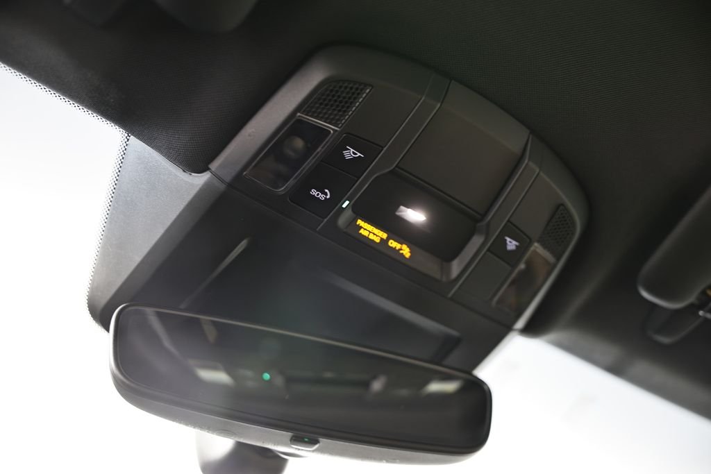 Used 2020 White Porsche Carrera 4S image 43