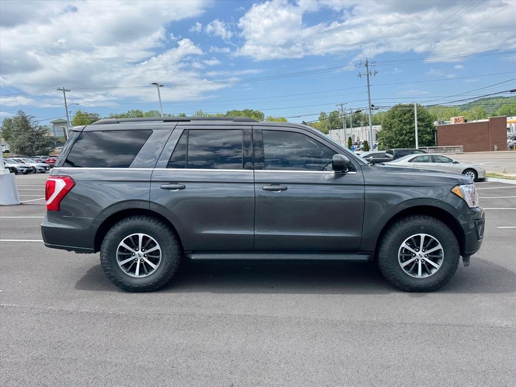 Used 2020 Magnetic Metallic Ford XLT image 8