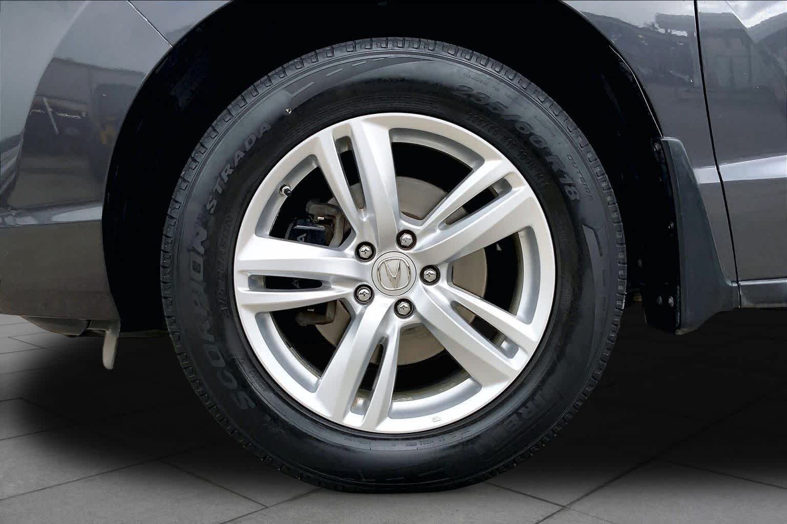 Used 2013 Crystal Black Pearl Acura Tech Pkg image 10