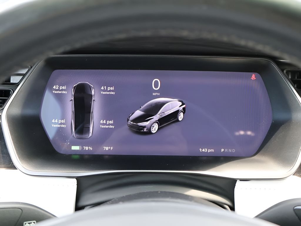 Used 2020 Solid Black Tesla Long Range image 27