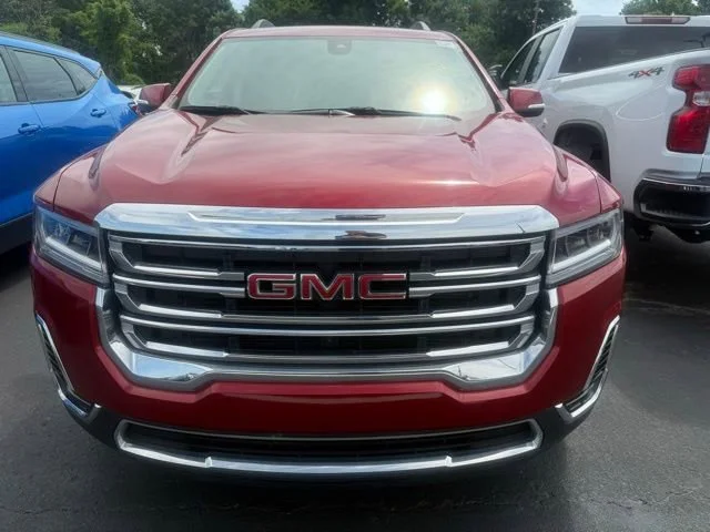 Used 2023 Volcanic Red Tintcoat GMC SLE image 2