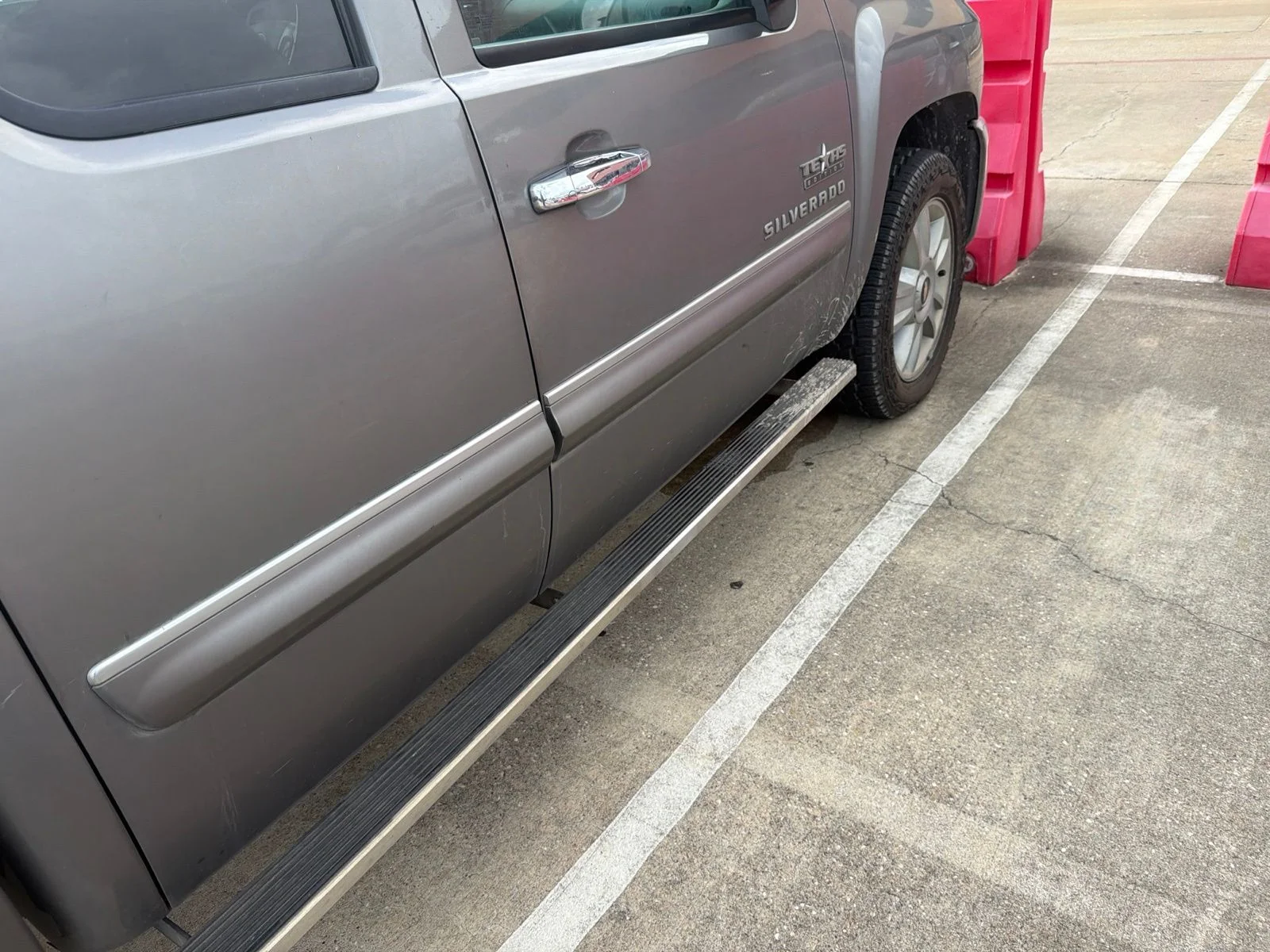 Used 2013 Gray Chevrolet LT image 8