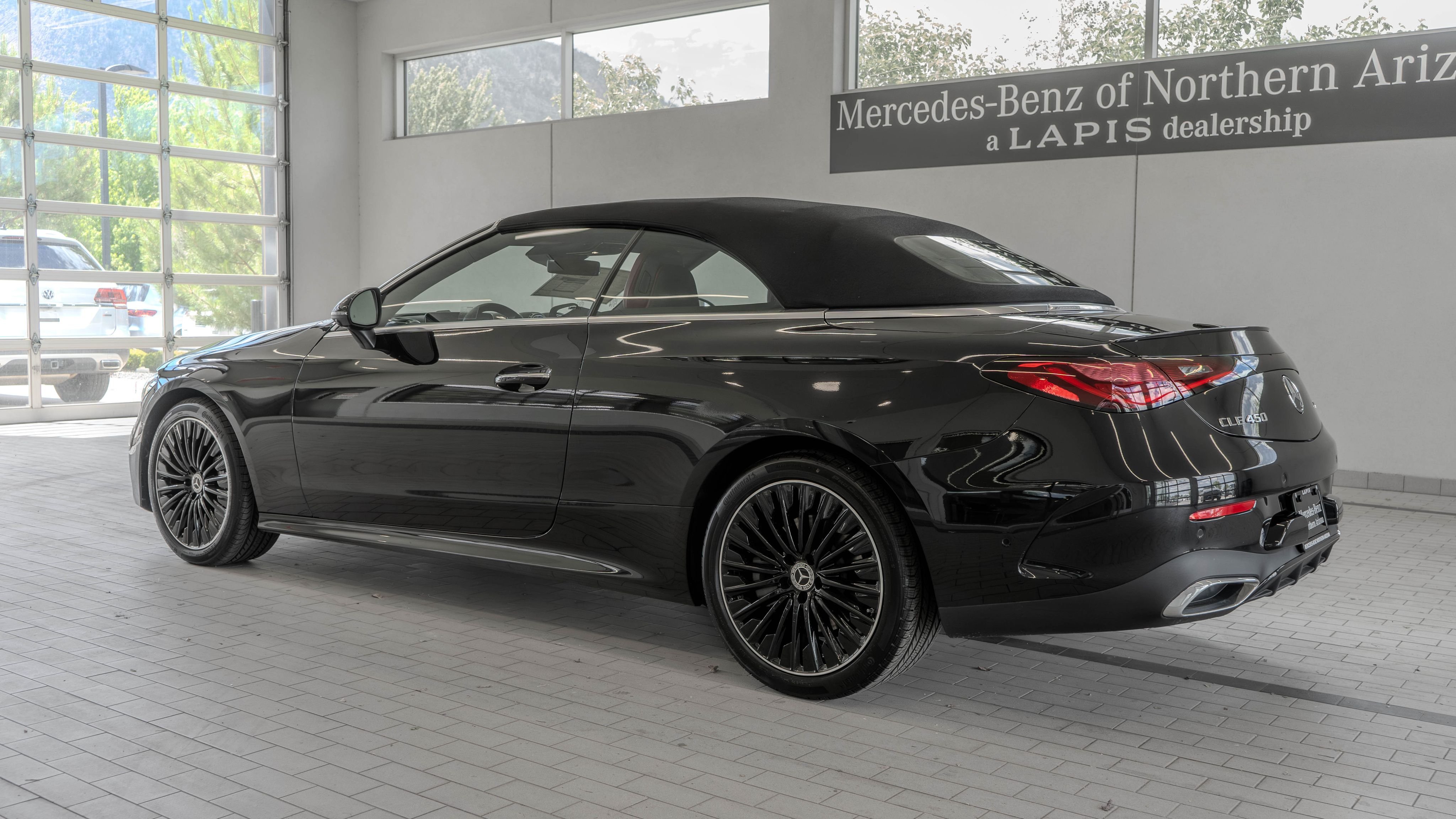 New 2026 Obsidian Black Metallic Mercedes-Benz CLE 450 image 13