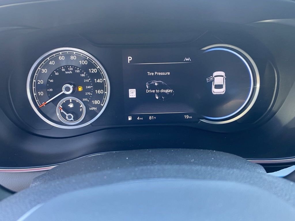 New 2025 White Genesis 3.3T SPORT PRESTIGE image 27