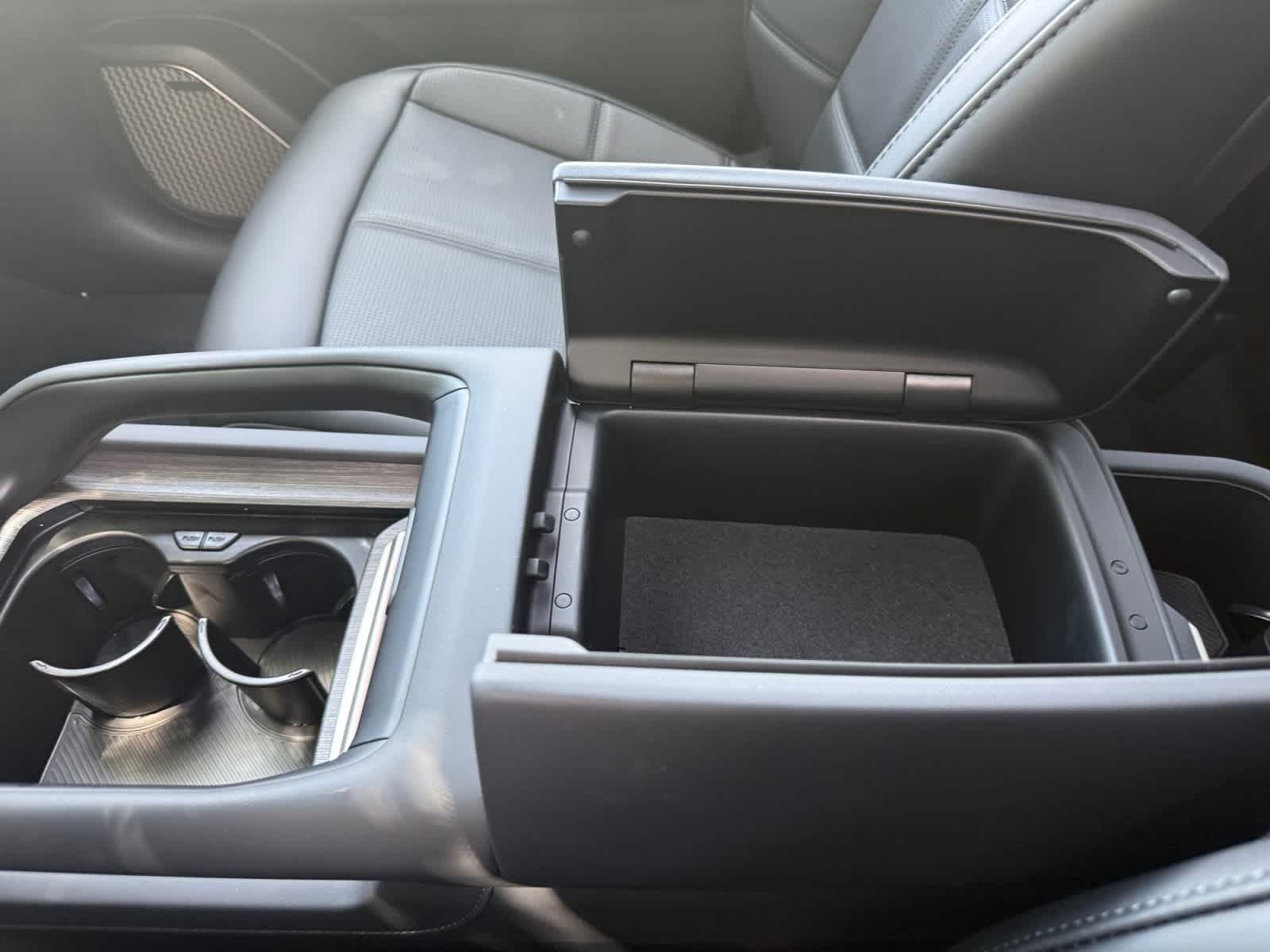 New 2027 Panthera Metal Kia SX-Prestige image 18