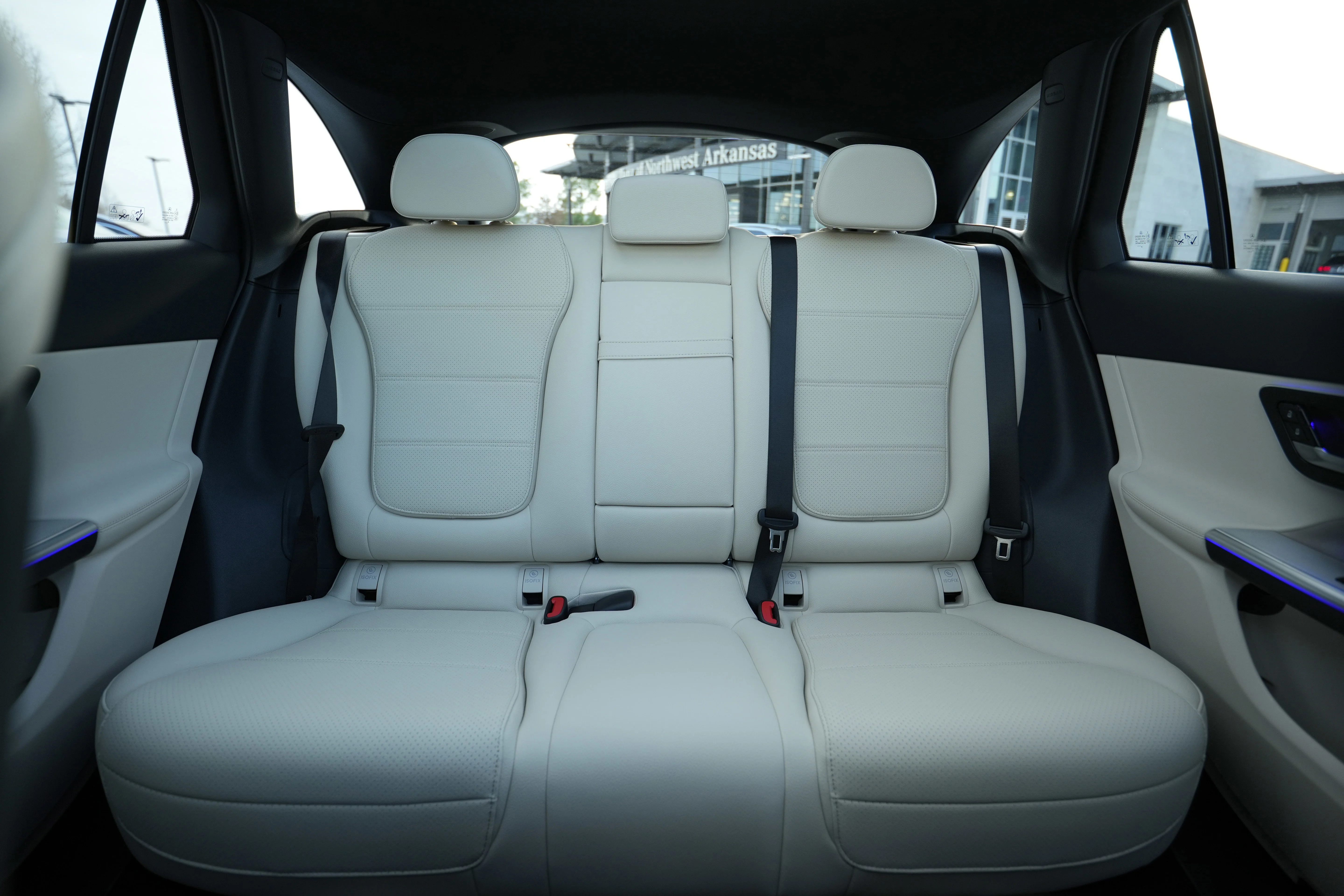 New 2026 OBSIDIAN BLACK Mercedes-Benz GLC 300 image 34