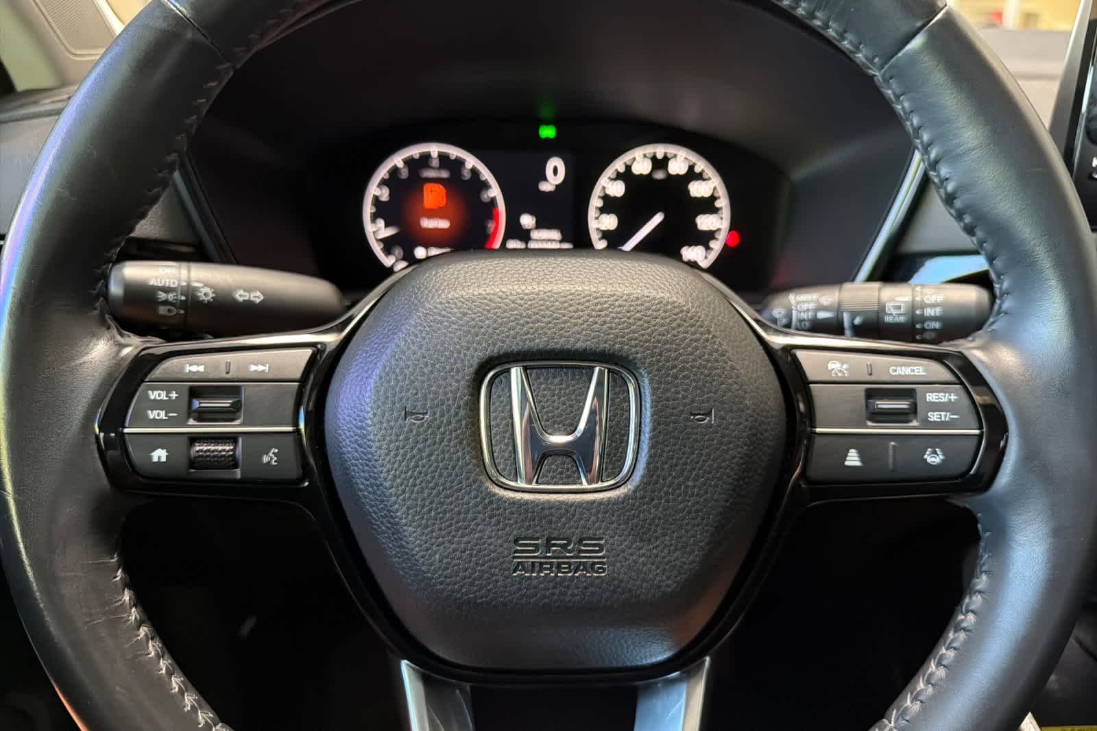 Used 2024 Lunar Silver Metallic Honda EX-L image 25