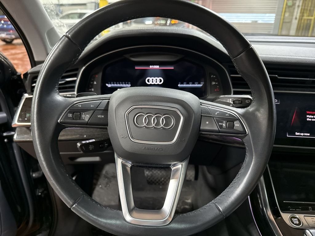 Used 2023 Black Audi 55 Prestige image 5