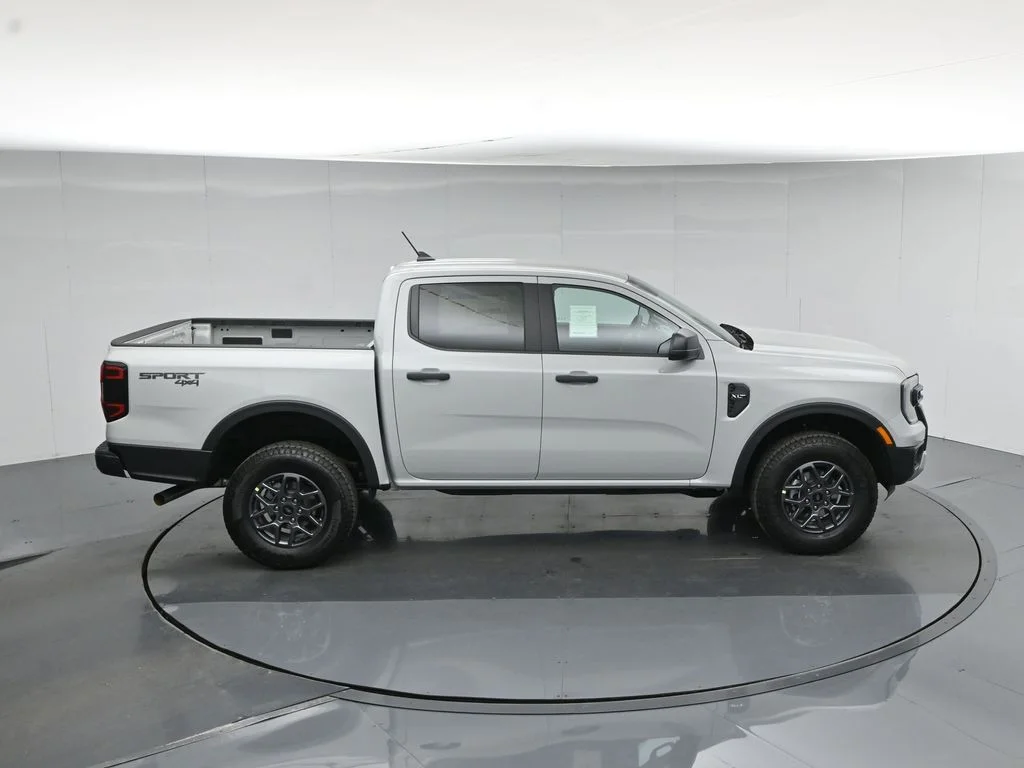 New 2026 Avalanche Ford XLT image 37