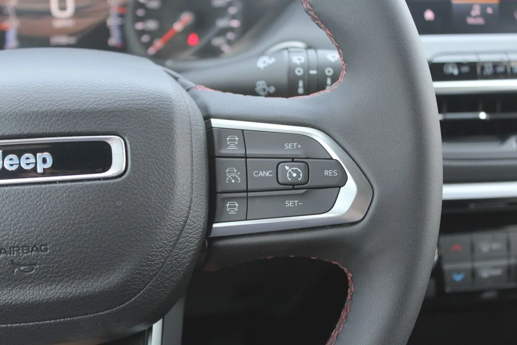 2026 Jeep Compass Trailhawk - Photo 17
