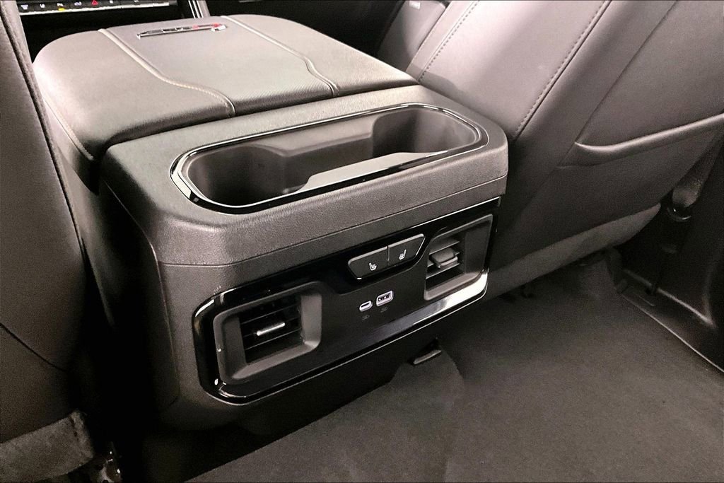 2024 GMC Sierra 2500HD AT4 - Photo 11