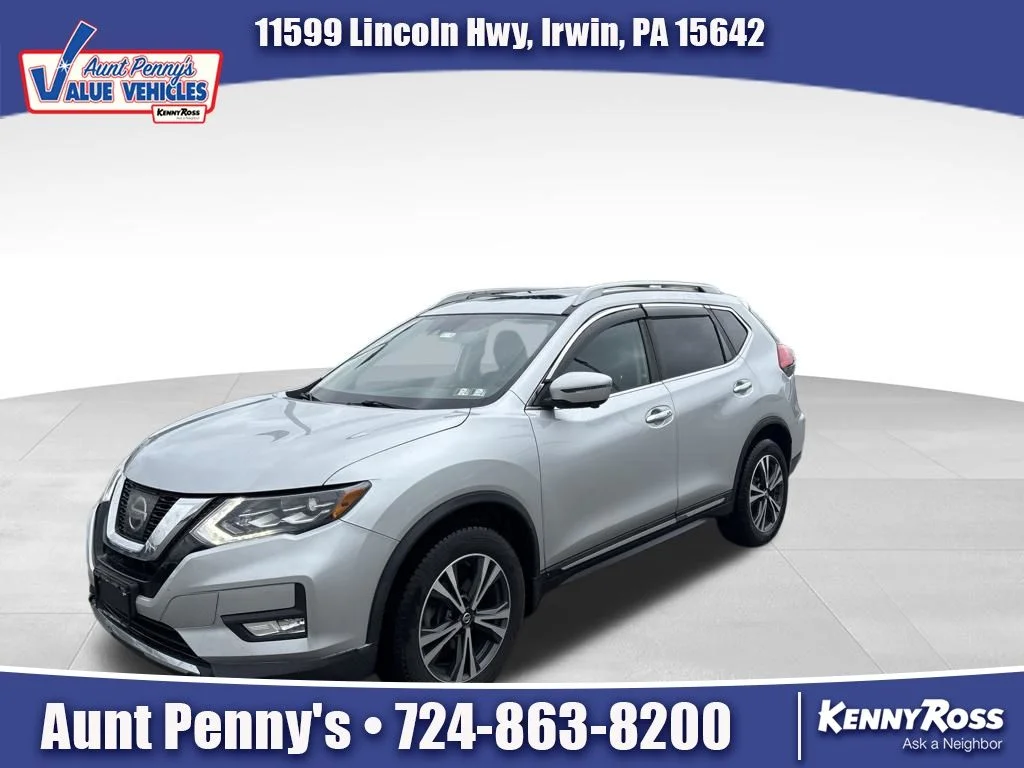 Used 2017 Silver Nissan SL image 1