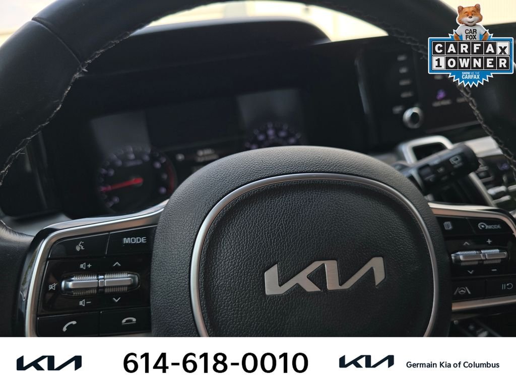 Used 2022 White Kia S image 22